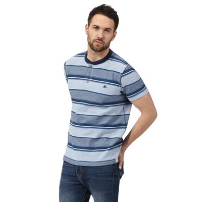 Big and tall blue striped t-shirt